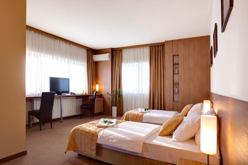 Hotel Knezevina Vranić Dış mekan fotoğraf